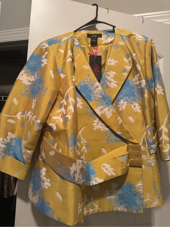Midnight Velvet Jackets & Blazers - Midnight Velvet Yellow Floral Wrap Blazer with Blue & White Accents